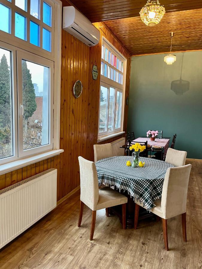 Pigeon Guest House Tiflis Exterior foto