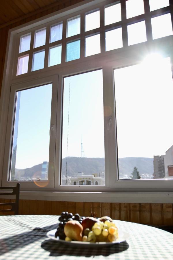 Pigeon Guest House Tiflis Exterior foto