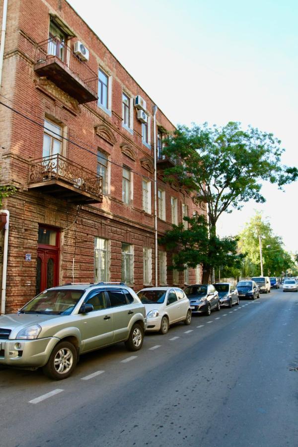 Pigeon Guest House Tiflis Exterior foto