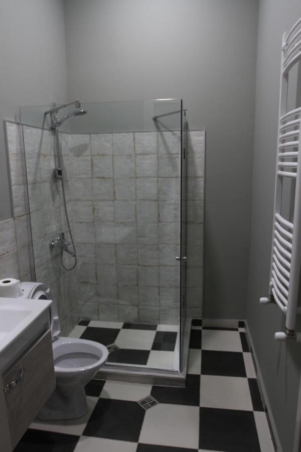 Pigeon Guest House Tiflis Exterior foto